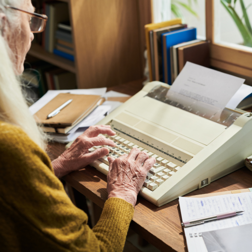 Membangun Identitas Penulis di Era Digital